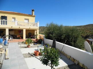 Country House for sale in Arboleas