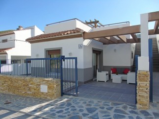 Villa zu verkaufen in Lijar