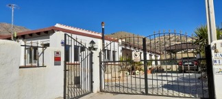 Villa for sale in Oria