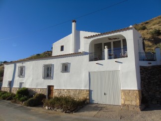 Country House for sale in Albanchez