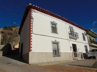 Town House for sale in Oria