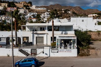 Commercial for sale in Mojacar Playa